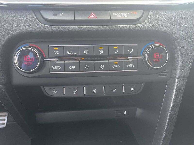 Kia XCeed Plug-in Hybrid Platinum Panorama AWR